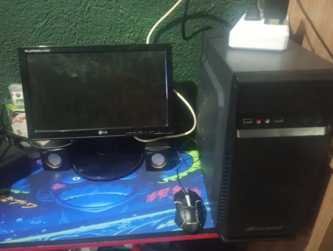 Vendo Pc Completo Para Estudos/Trabalho