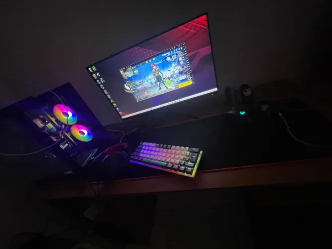 VENDO PC GAMER COMPLETO COM TECLADO MOUSE E MOUSE PED NA GARANTIA AINDA