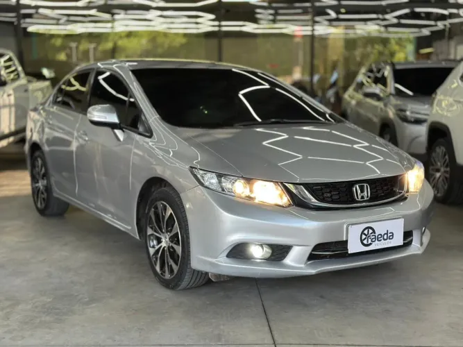 Honda Civic Sedan LXR 2.0 Flexone 16V Aut. 4P 2015