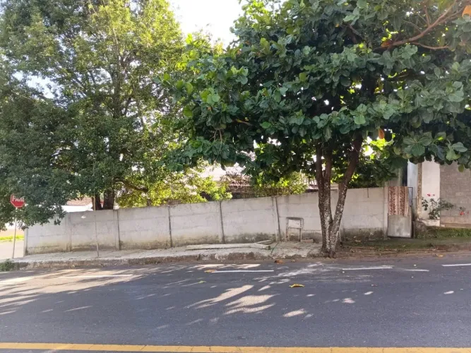 Flat com área ampla pra ampliar, preço imperdível pra vender rápido.