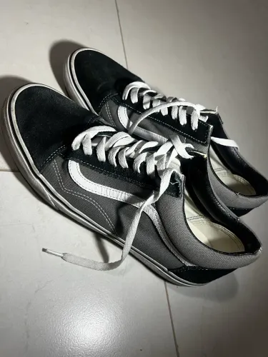 Tênis Vans - 43-44 usado pouquíssimas vezes 