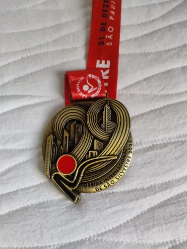 MEDALHA DA 99 SÃO SILVESTRE SP aceito troca