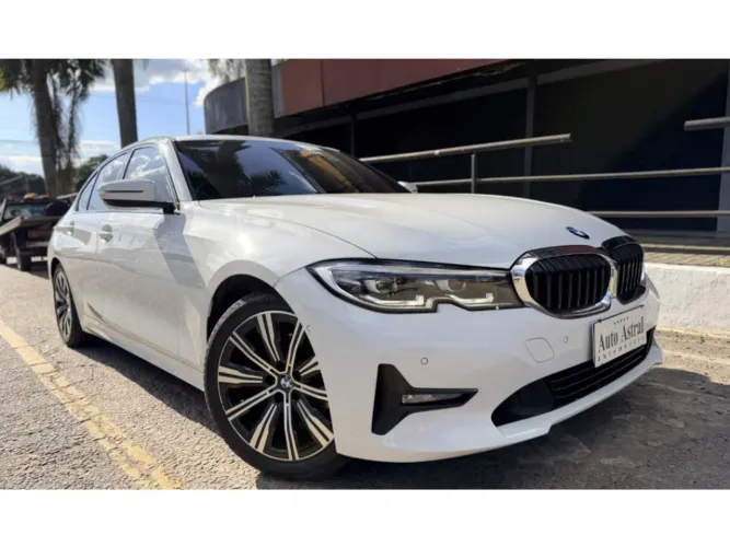 BMW 320I 320i 2022