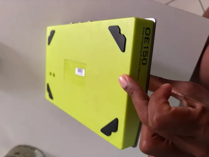 Pedaleira Mooer Multiefeitos Para Guitarra Ge150 Verde