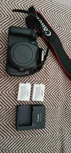 Câmera T3i Canon somente o corpo