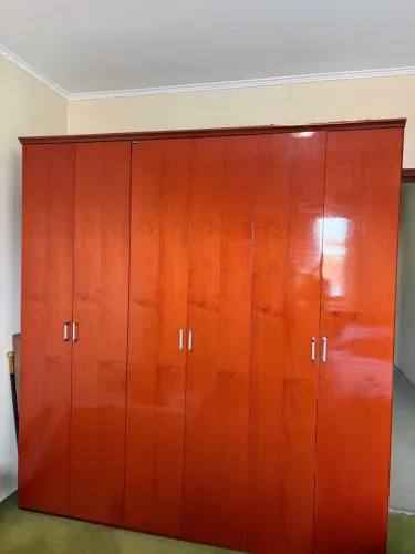 Roupeiro Guarda Roupa 6 portas mogno brilho da marca rudnick