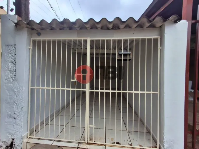 Casa para locação no P.Q Estoril-sala-cozinha-2 quartos-banheiro-área de serviço