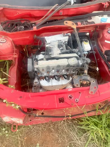 Vendo motor vhc e sucata de celta