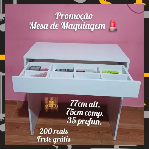 Mesa de maquiagem 