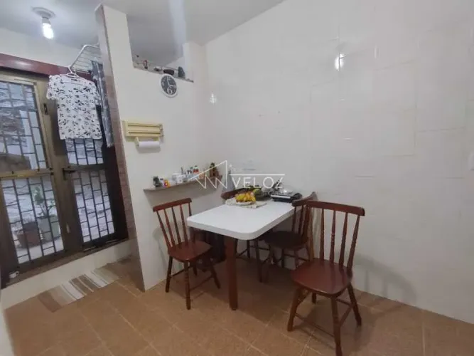 Casa de Vila - / Residencial / Catete
