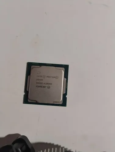Processador Intel Pentium G6405