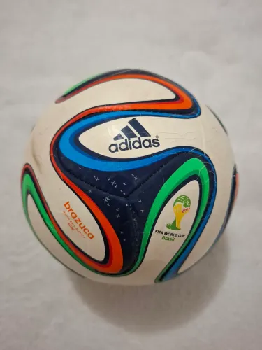 Mini bola Copa do Mundo 2014 Brazuca 
