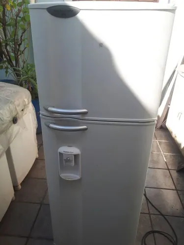 Geladeira frost free
