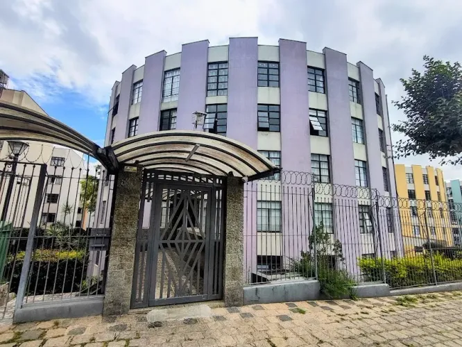 Apartamento com 2 quartos para alugar por R$ 1600.00, 62.00 m2 - JARDIM BOTANICO - CURITIB