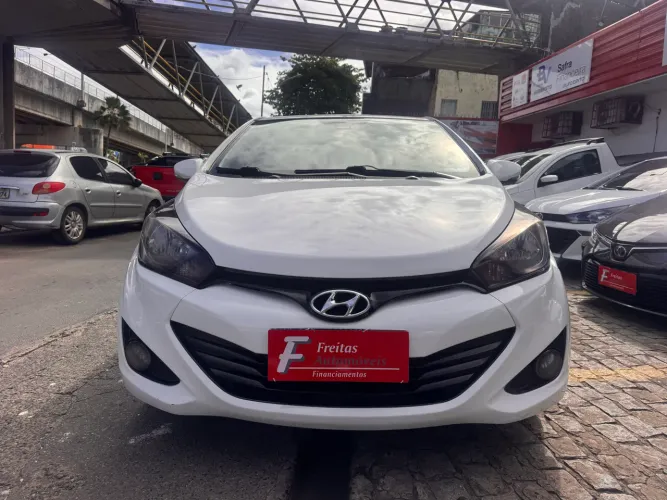 Hyundai HB20S Premium 1.6 Flex 16V Aut. 4P 2014