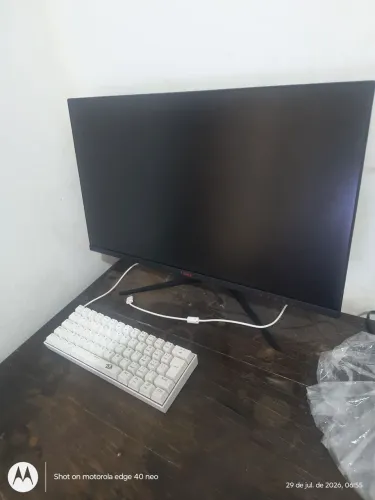 Monitor Pichau 24" muito novo