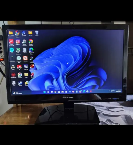 Monitor Lenovo LS1920WG 19" LED HD (VGA) - Ótimo Estado