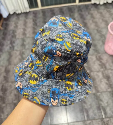 Vendo chapéu do batman com proteção na nuca