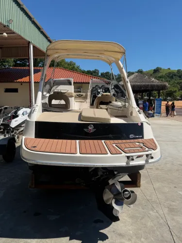 Lancha Fs 230 Serena 2017  motor 250 hp bravo3 apenas 70 horas de uso único dono 