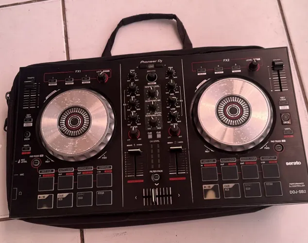 Controladora DJ Pioneer DDJ-SB2 + Bag de Transporte - Perfeito Estado