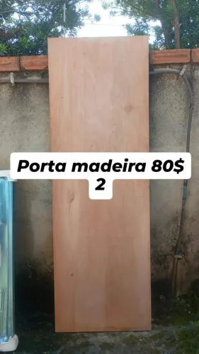 Porta de madeira