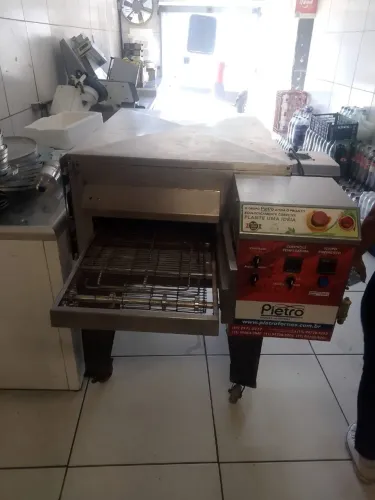 Forno esteira gás Pietro 45/100 ano 2020