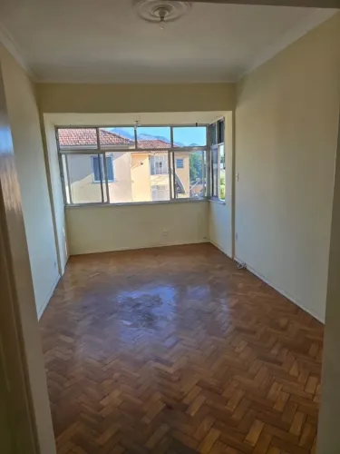 Vendo apartamento em Benfica