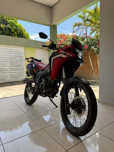 Vende-se Sahara 300