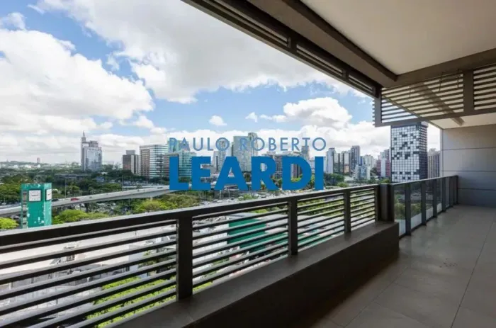 CONJ. COMERCIAL - CIDADE JARDIM - SP