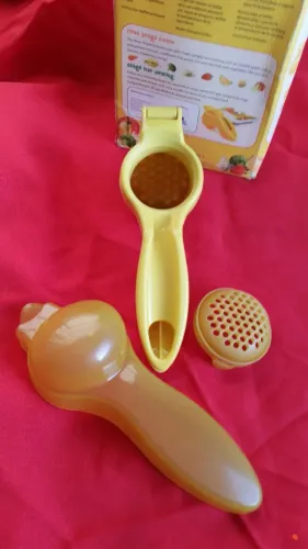 Extrator de papinha/frutas 