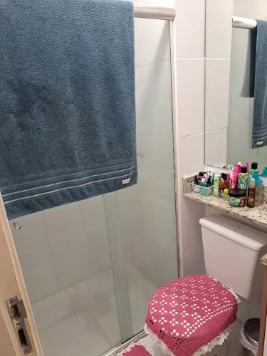 BOX DE BANHEIRO DOAÇÃO PARA RECICLAGEM