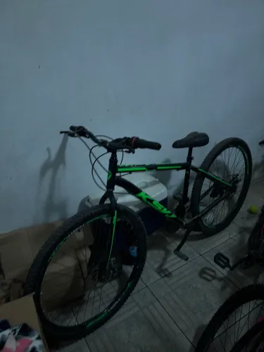 Bicicleta usada em bom estado