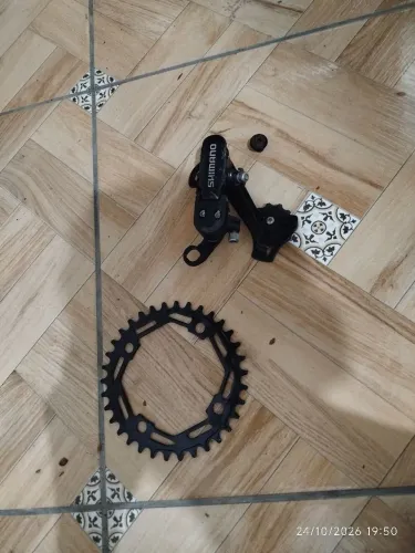 Kit câmbio Shimano e coroa 34 dentes.