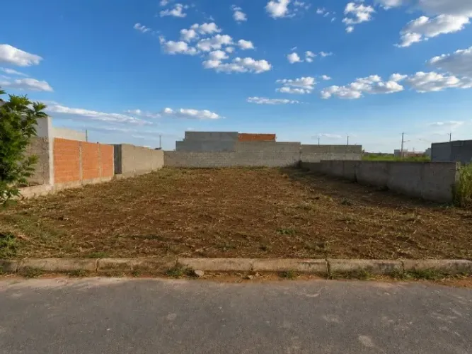 Terreno Residencial / Vale do Sol