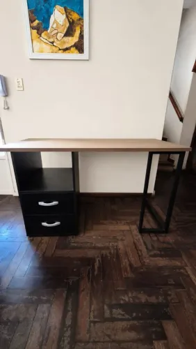 Mesa de escritório com 2 gavetas