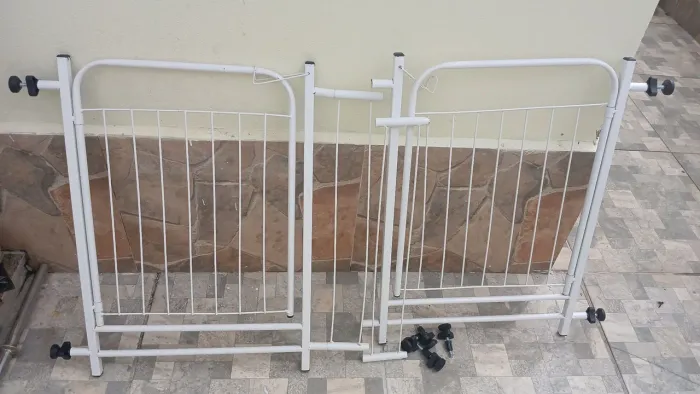 2 Portões p/ pet ou criança