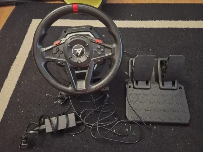VOLANTE THRUSTMASTER T128 - PS5 / PS4 / PC - FORCE FEEDBACK