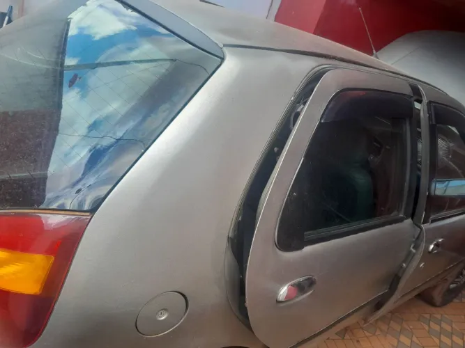 Fiat Palio EX 1.0 MPI 4P 2000