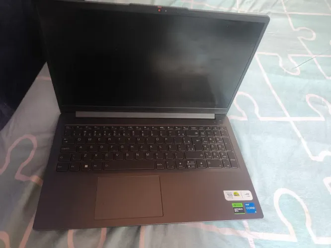 Vendo notebook, lenovo loq rtx 3050 16gb ram 512gb i5. Semi novo com poucos meses de uso