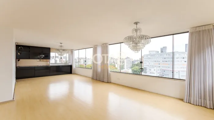 APARTAMENTO DUPLEX 255 M² AO LADO DO HOSPITAL EVANGÉLICO Oportunidade Investidores Apartam