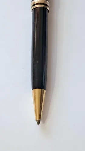 Caneta Montblanc Meisterstück Classique 164 ? Preta e Dourada