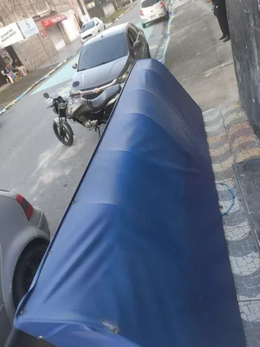 Toldo azul