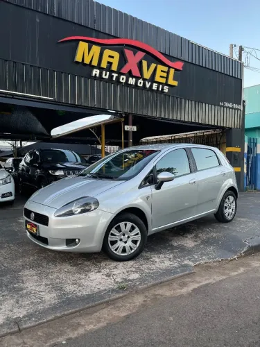 Fiat Punto Attractive 1.4 Fire Flex 8V 5P 2012