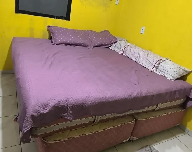 Vendo cama King sise usada
