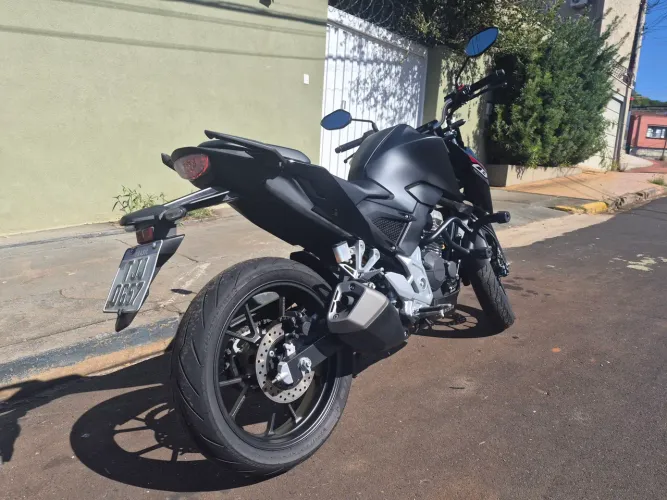 Cb300f Cbs 2025