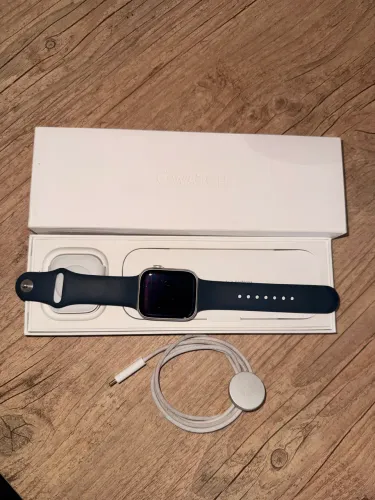 APPLE WATCH SERIES 9