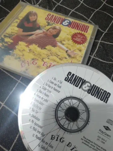 CD Sandy e junior dig dig joy