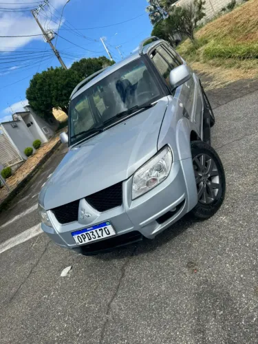 Mitsubishi Pajero TR4 2.0 Flex 16V 4X2 Mec. 2013