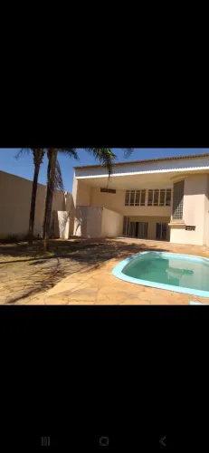 VENDE-SE, ALUGA-SE OU TROCA-SE CASA EM FERNANDÓPOLIS POR IMÓVEL EM SÃO JOSÉ RIO PRETO