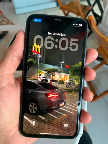 iPhone 11 64GB